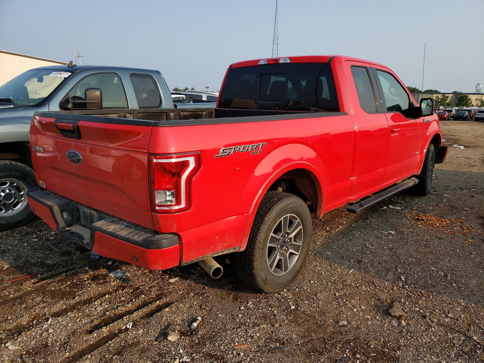 Photo 4 from auction – 2016 FORD F150 SUPER with VIN 1FTEX1EP8GKG05511