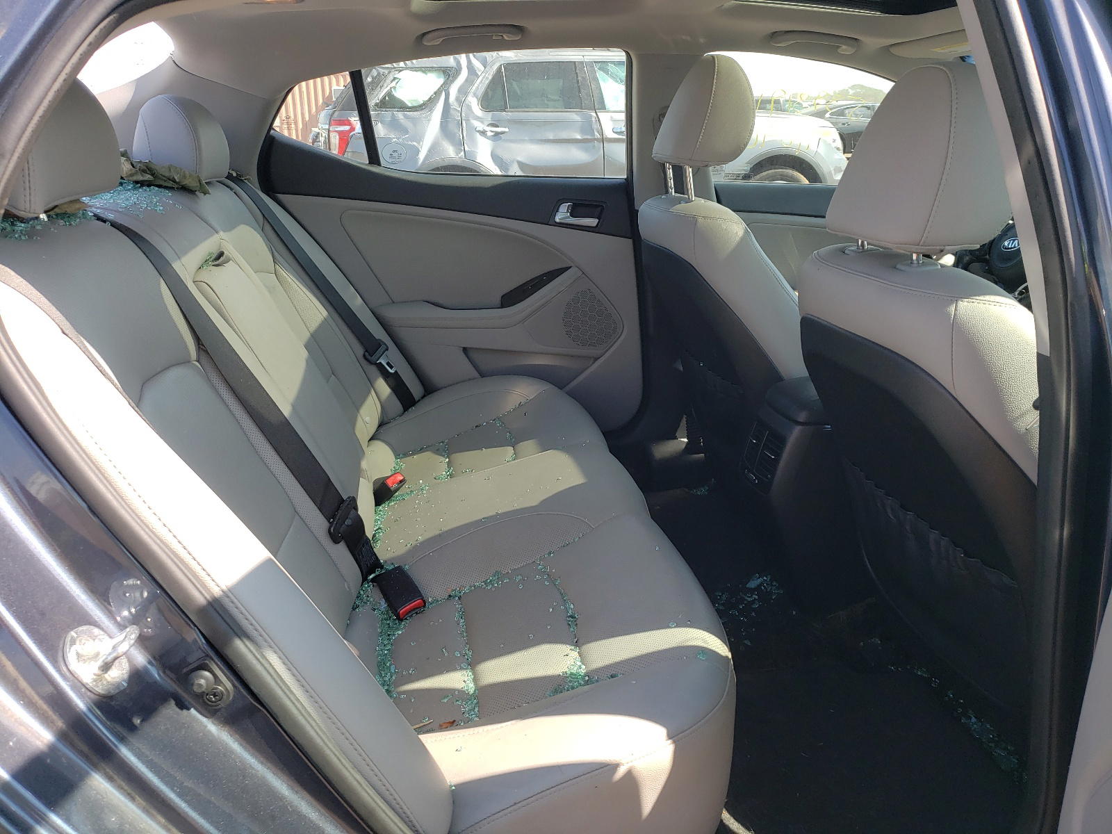 Photo 6 from auction – 2015 KIA OPTIMA EX with VIN 5XXGN4A78FG462543