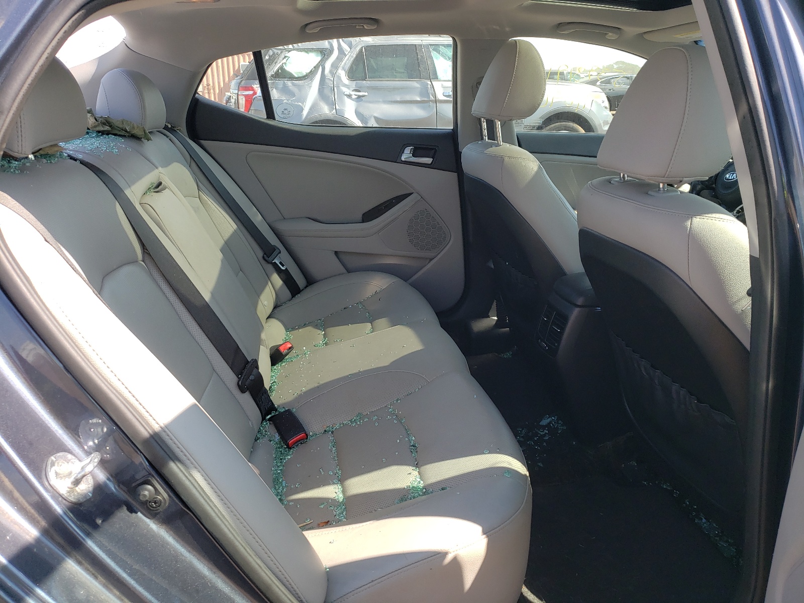 Zdjęcie 6 z aukcji – 2015 KIA OPTIMA EX z VIN 5XXGN4A78FG462543