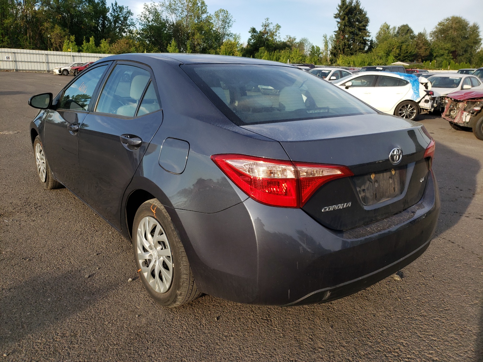 Photo 3 from auction – 2017 TOYOTA COROLLA L with VIN 2T1BURHE9HC762665