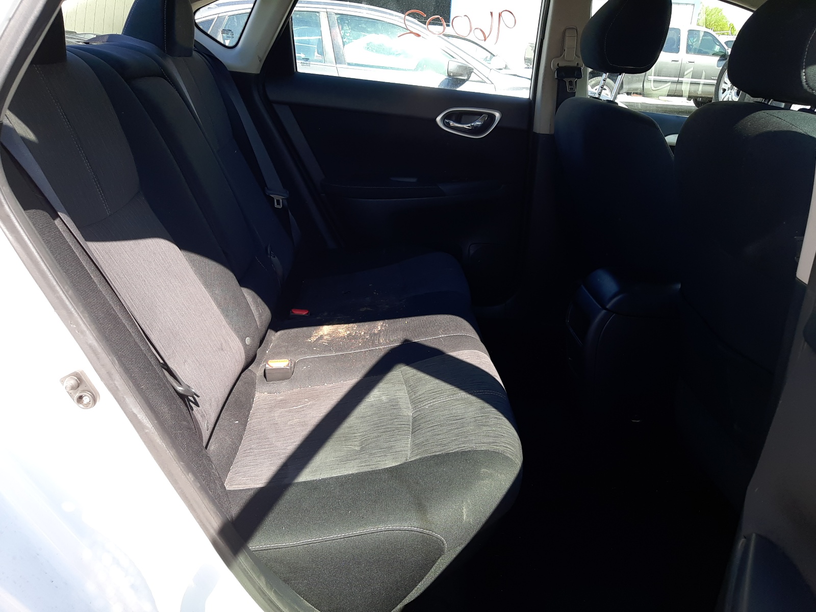 Photo 6 from auction – 2014 NISSAN SENTRA S with VIN 3N1AB7AP0EY269022