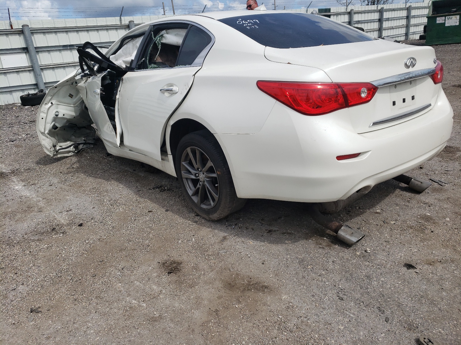 Photo 3 from auction – 2017 INFINITI Q50 PREMIU with VIN JN1EV7AP4HM740699