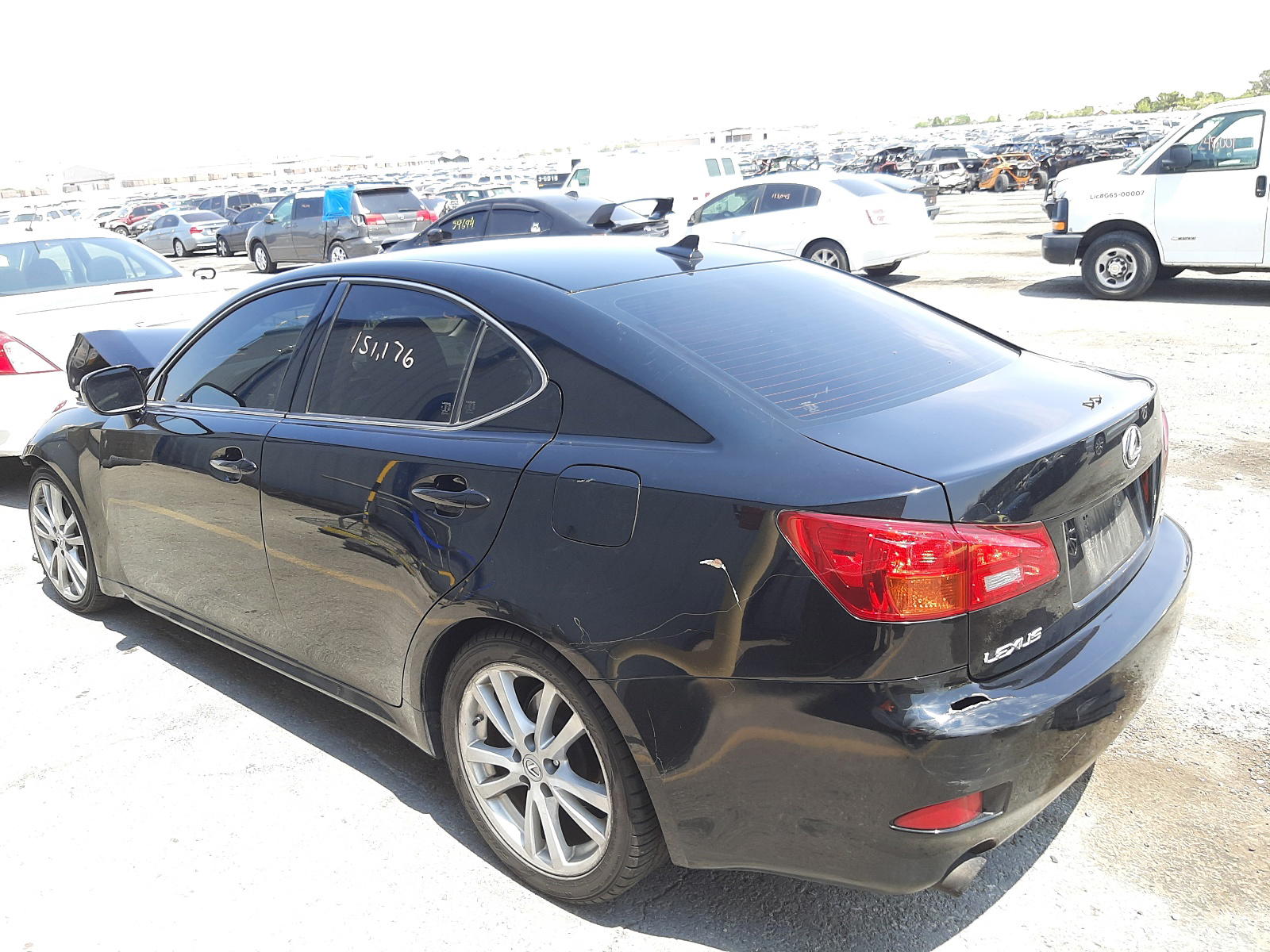 Photo 3 from auction – 2007 LEXUS IS 250 with VIN JTHBK262972032305