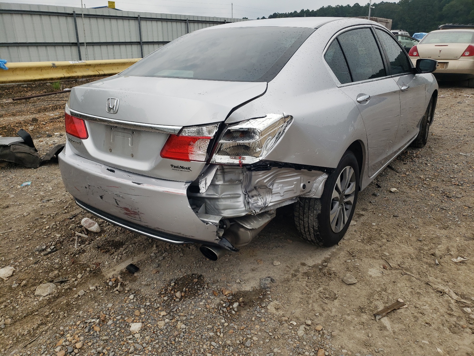 Photo 4 from auction – 2015 HONDA ACCORD LX with VIN 1HGCR2F37FA162406