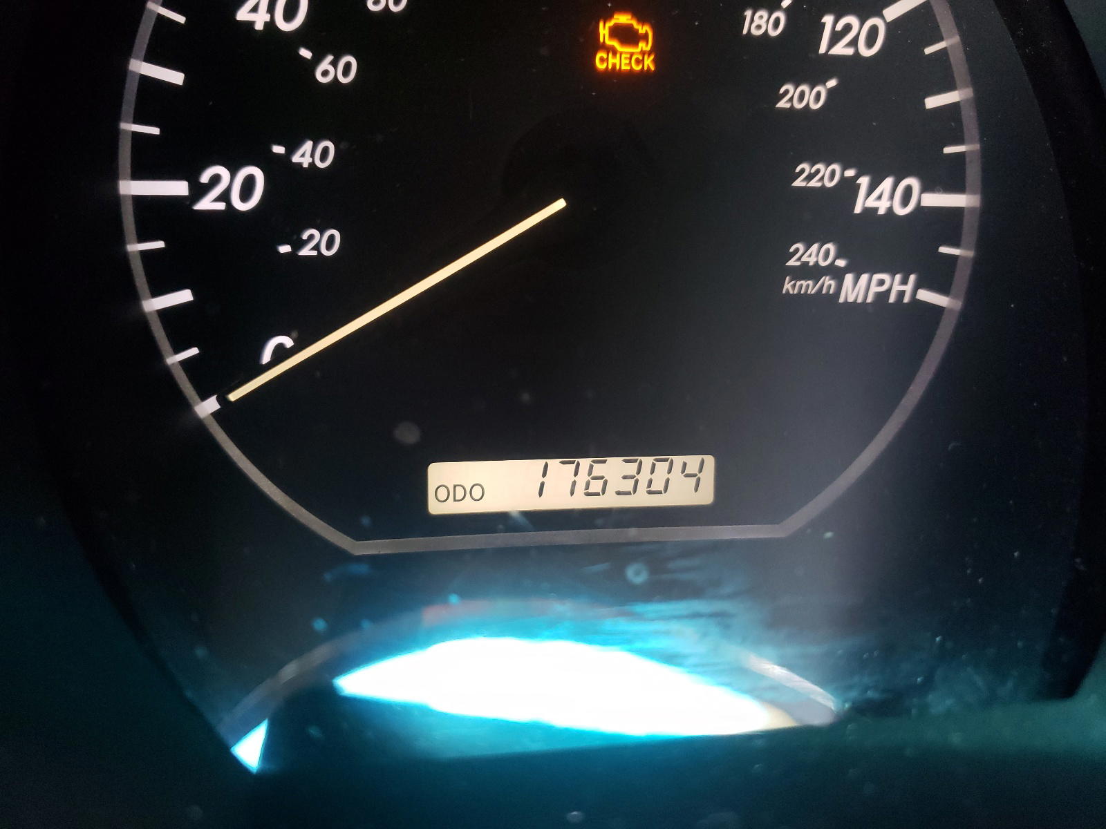 Photo 8 from auction – 2004 LEXUS RX 330 with VIN 2T2HA31U34C033262