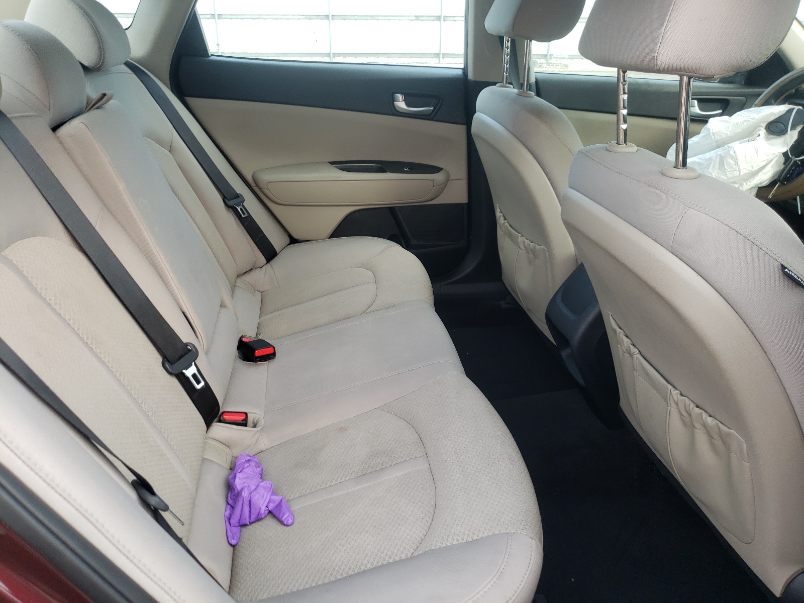 Photo 6 from auction – 2016 KIA OPTIMA LX with VIN 5XXGT4L37GG109275