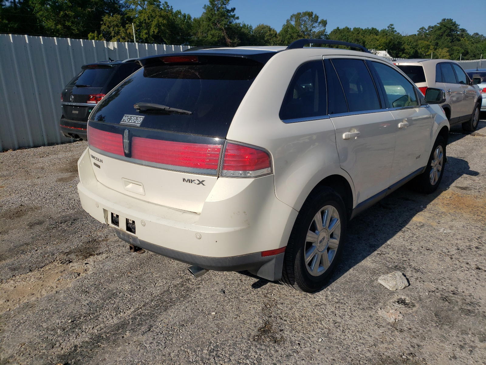 Photo 4 from auction – 2007 LINCOLN MKX with VIN 2LMDU68CX7BJ29766