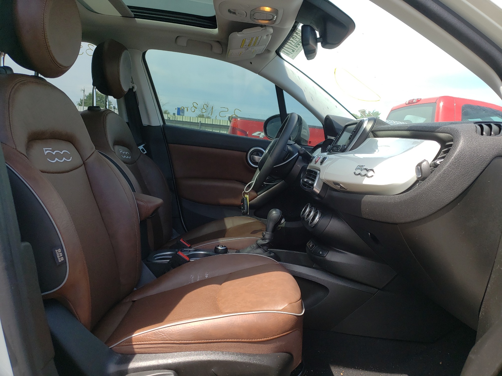 Photo 19 from auction – 2016 FIAT 500X LOUNG with VIN ZFBCFYDT1GP515379
