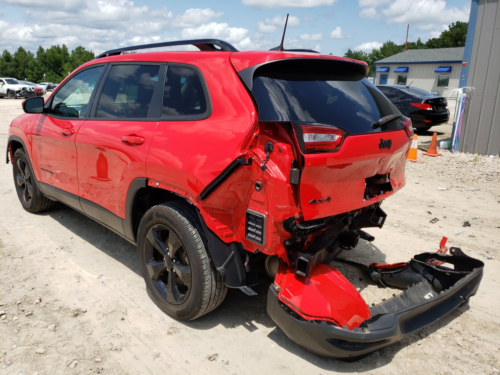 Photo 3 from auction – 2018 JEEP CHEROKEE L with VIN 1C4PJMDX7JD599516