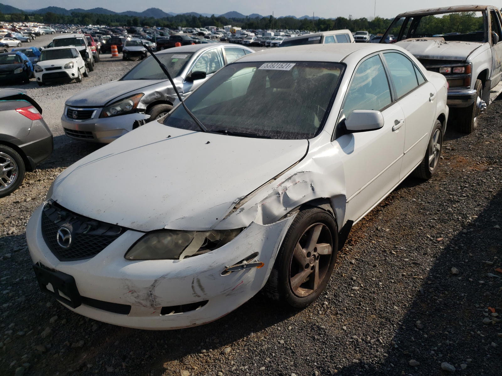 Photo 2 from auction – 2004 MAZDA 6 I with VIN 1YVFP80C245N43870