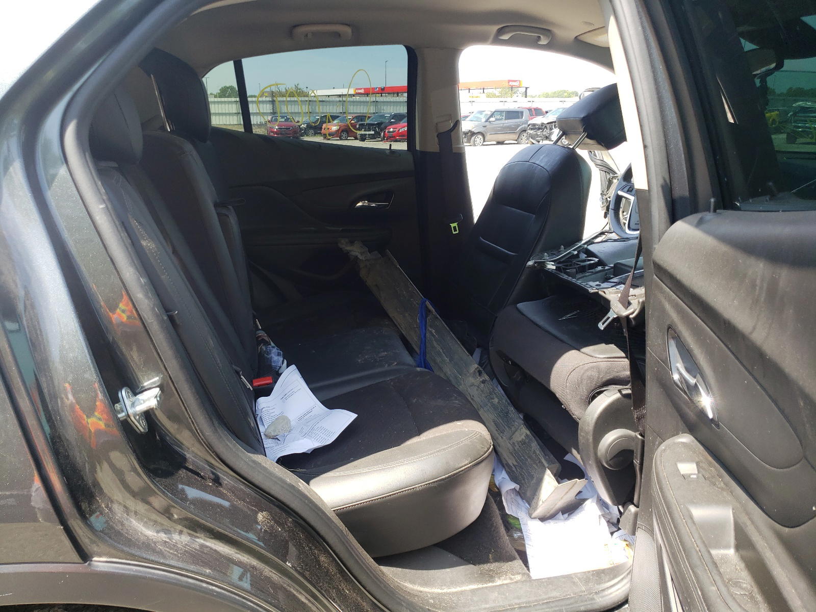 Photo 6 from auction – 2018 BUICK ENCORE PRE with VIN KL4CJASB7JB673107
