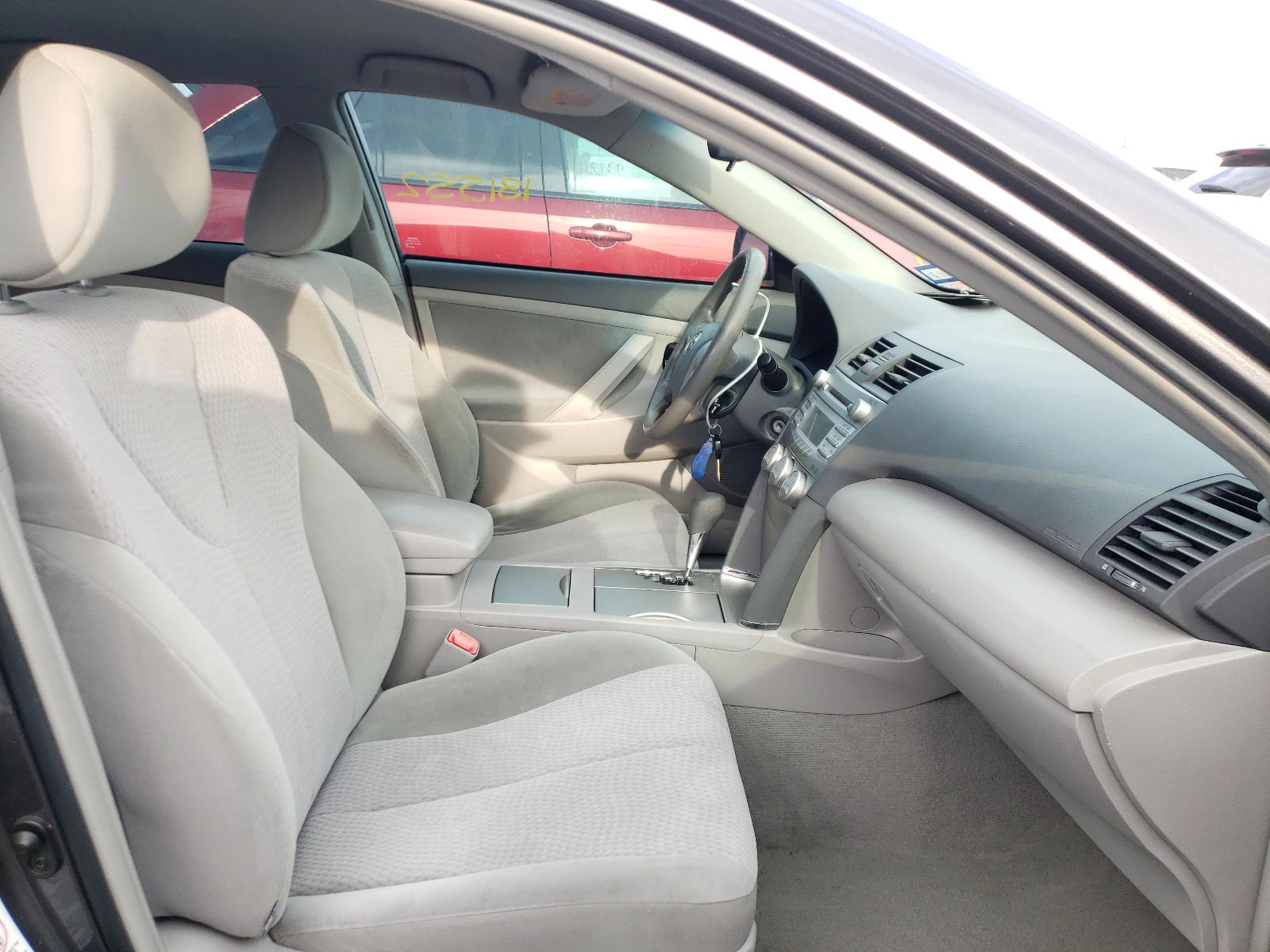 Photo 5 from auction – 2011 TOYOTA CAMRY BASE with VIN 4T4BF3EK2BR193347