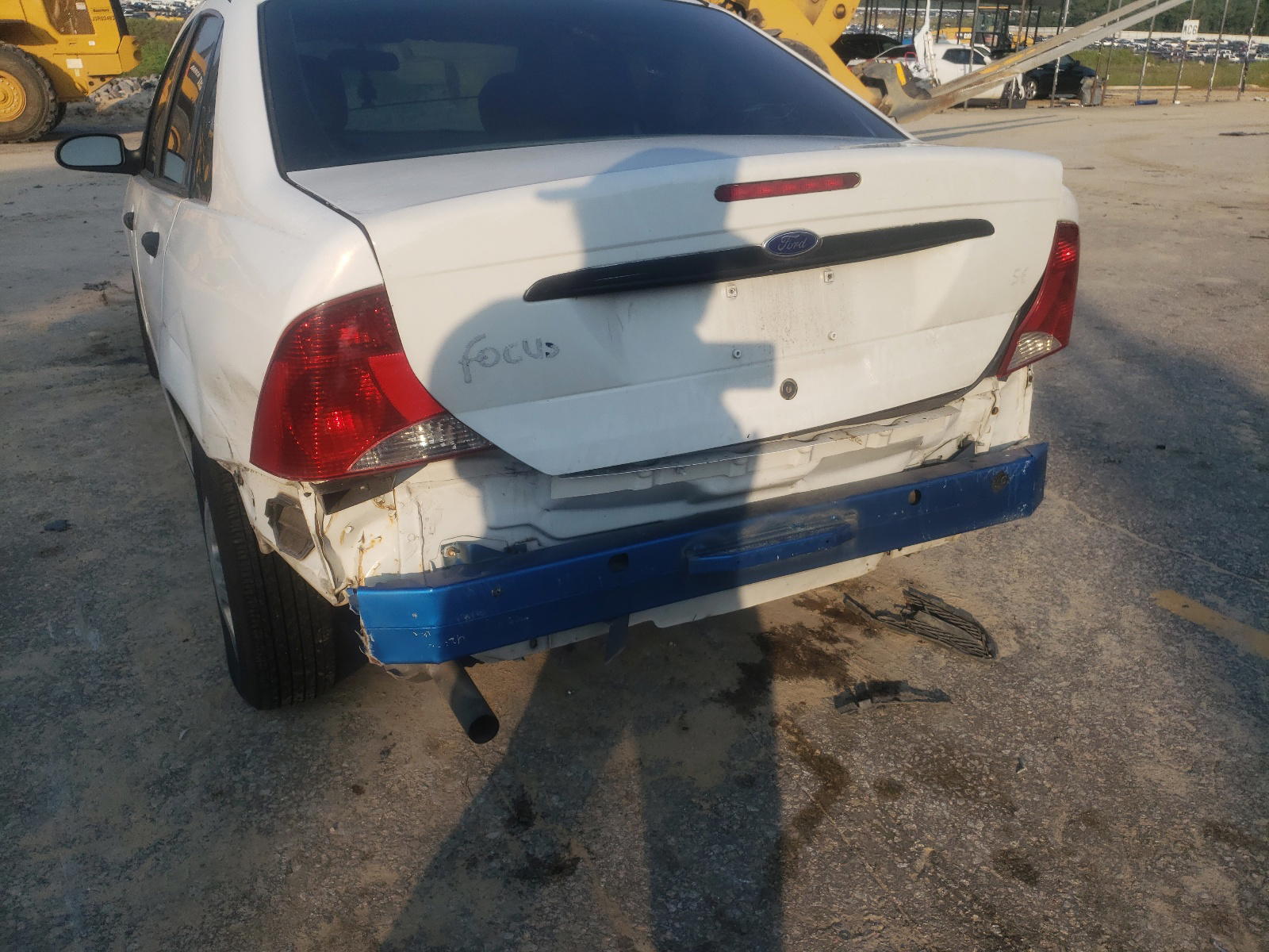 Photo 9 from auction – 2003 FORD FOCUS SE with VIN 1FAFP34P33W204796