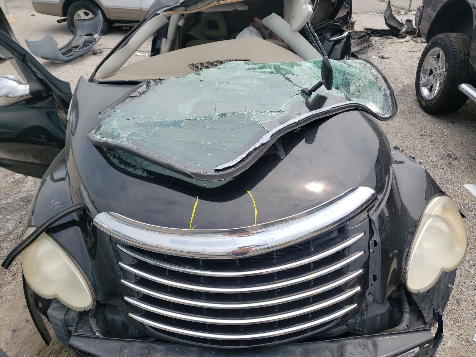 Photo 7 from auction – 2007 CHRYSLER PT CRUISER with VIN 3A8FY68817T623777