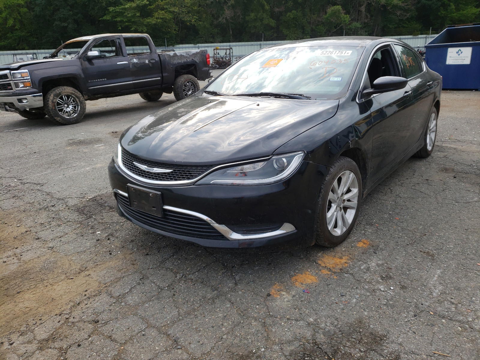Photo 2 from auction – 2015 CHRYSLER 200 LIMITE with VIN 1C3CCCAB5FN604035