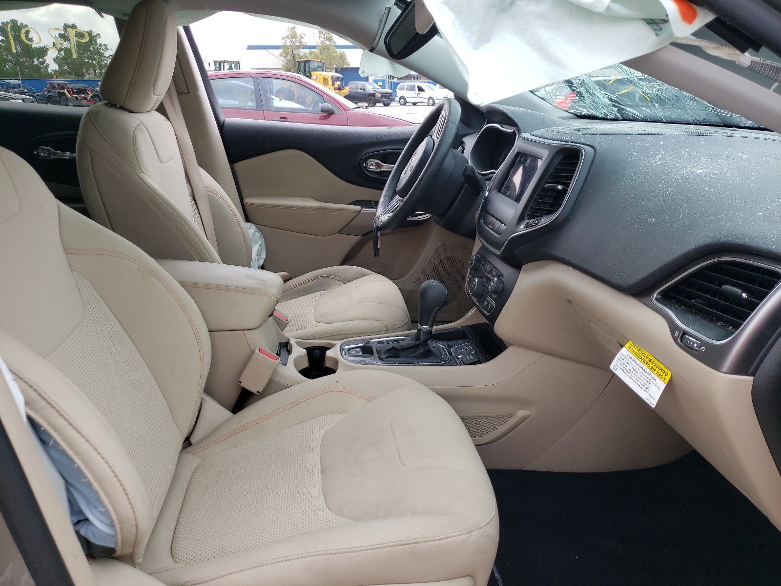 Photo 5 from auction – 2021 JEEP CHEROKEE L with VIN 1C4PJLCBXMD112197