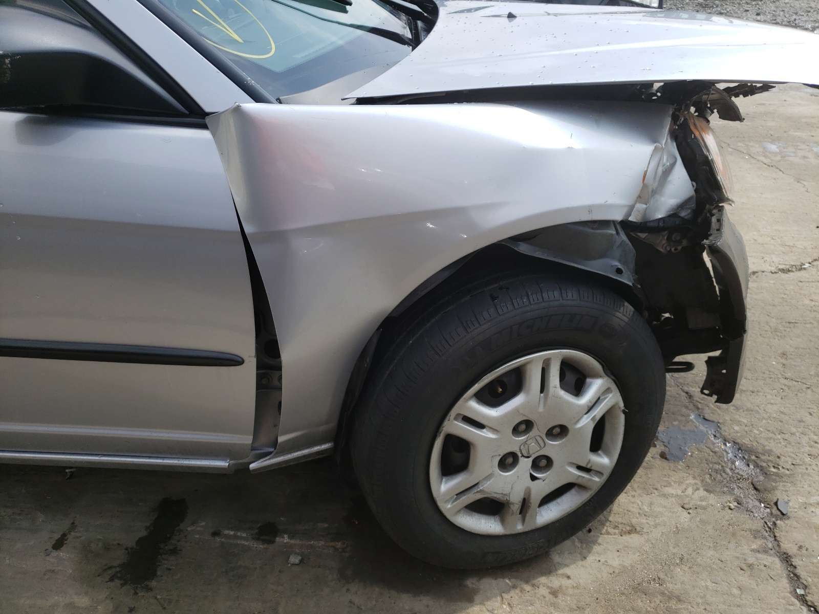 Photo 9 from auction – 2002 HONDA CIVIC DX with VIN 2HGES16142H595876