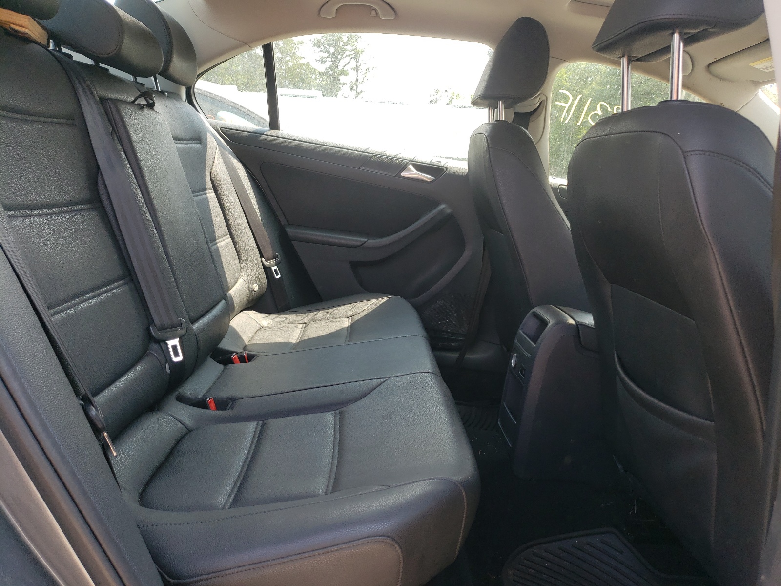 Photo 6 from auction – 2012 VOLKSWAGEN JETTA SE with VIN 3VWDP7AJ8CM348396