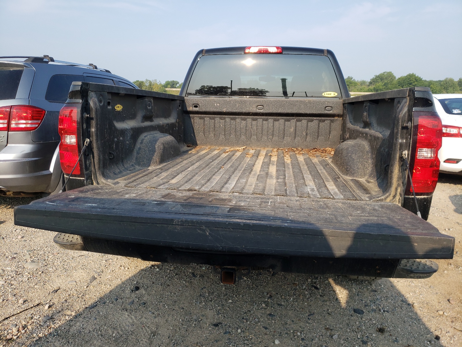 Photo 6 from auction – 2016 CHEVROLET SILVERADO with VIN 1GCVKREC8GZ105690