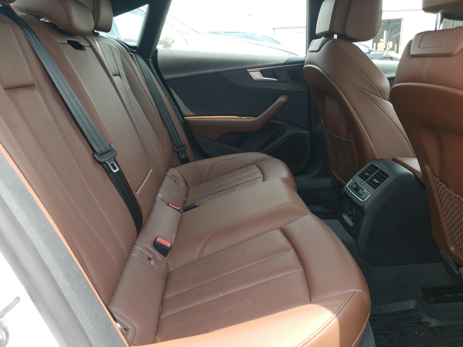 Photo 6 from auction – 2018 AUDI A5 PREMIUM with VIN WAUENCF50JA136858