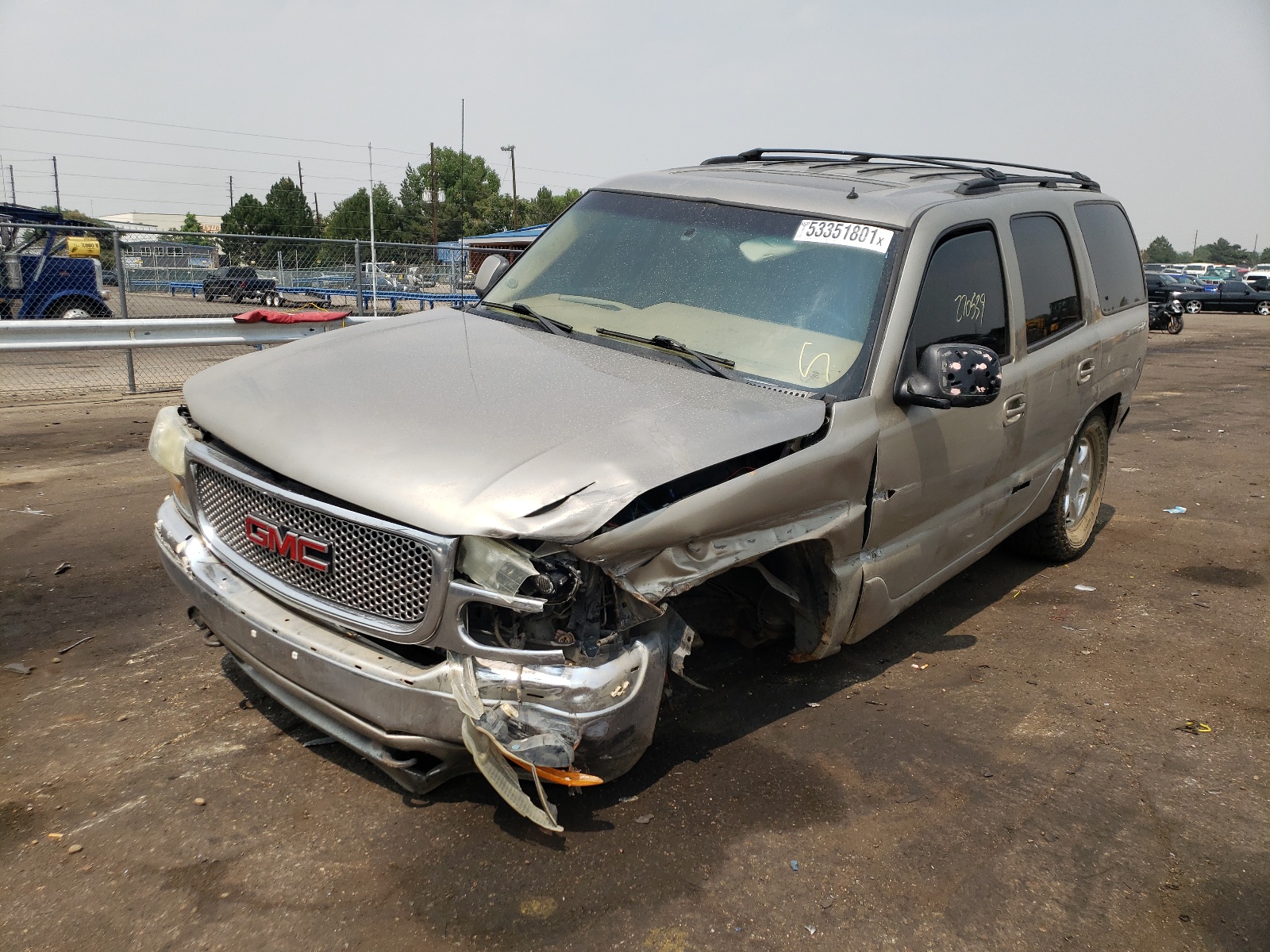 Zdjęcie 2 z aukcji – 2002 GMC DENALI z VIN 1GKEK63U12J108873
