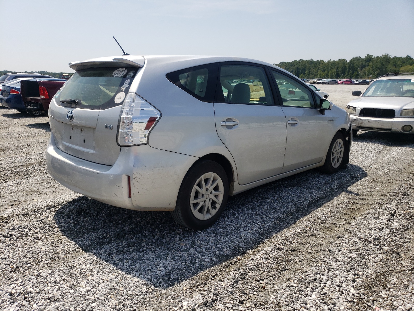 Photo 4 from auction – 2012 TOYOTA PRIUS V with VIN JTDZN3EU6C3181923