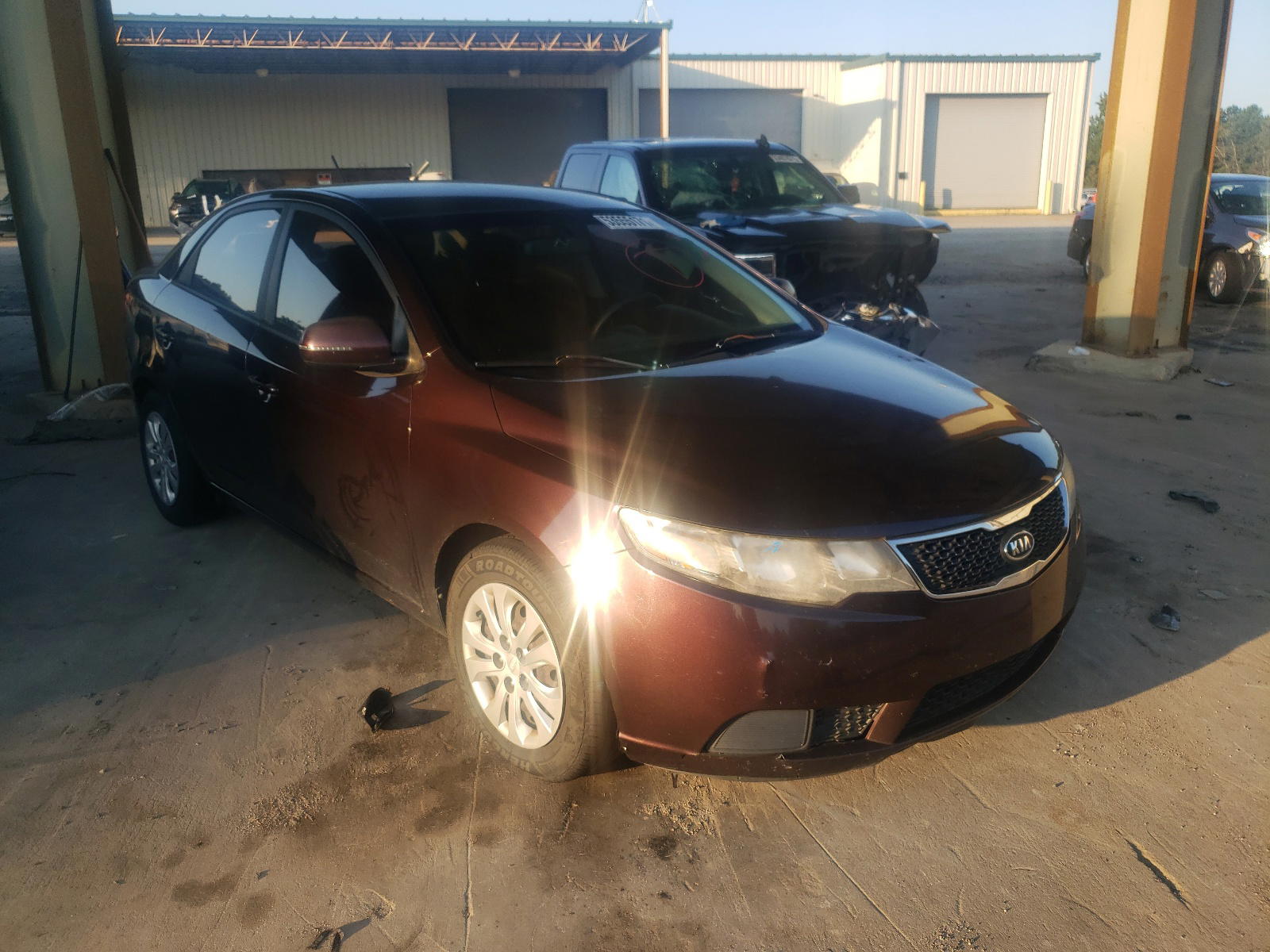 KIA FORTE EX 2011 with VIN KNAFU4A21B5463595 - Photo from auction