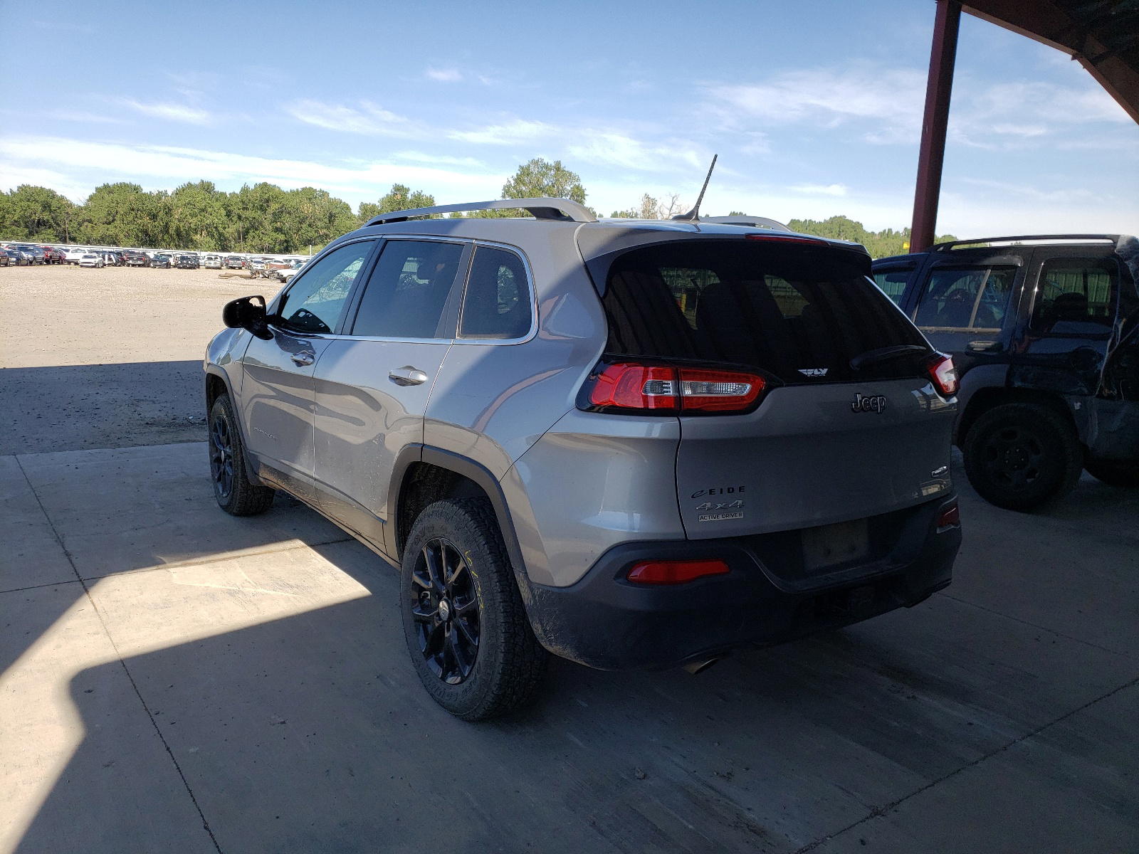 Photo 3 from auction – 2014 JEEP CHEROKEE L with VIN 1C4PJMCS7EW178153