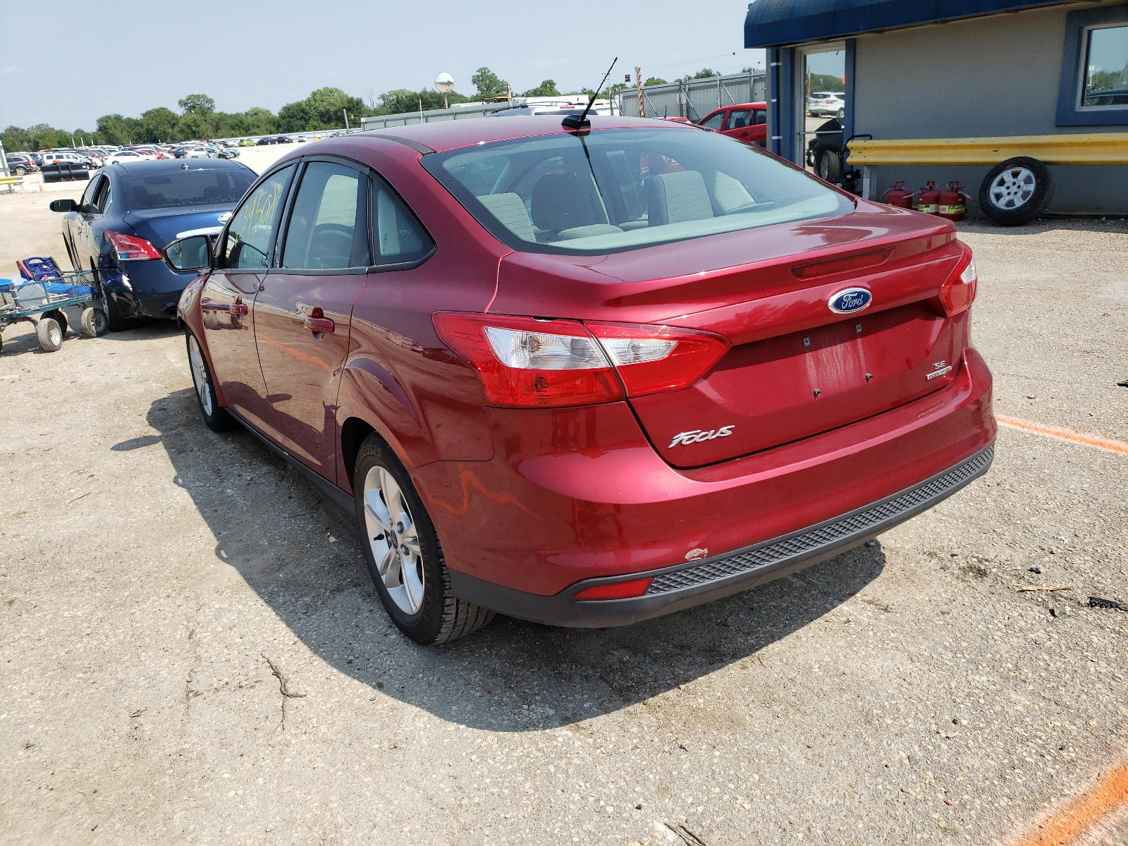 Photo 3 from auction – 2014 FORD FOCUS SE with VIN 1FADP3F24EL149434