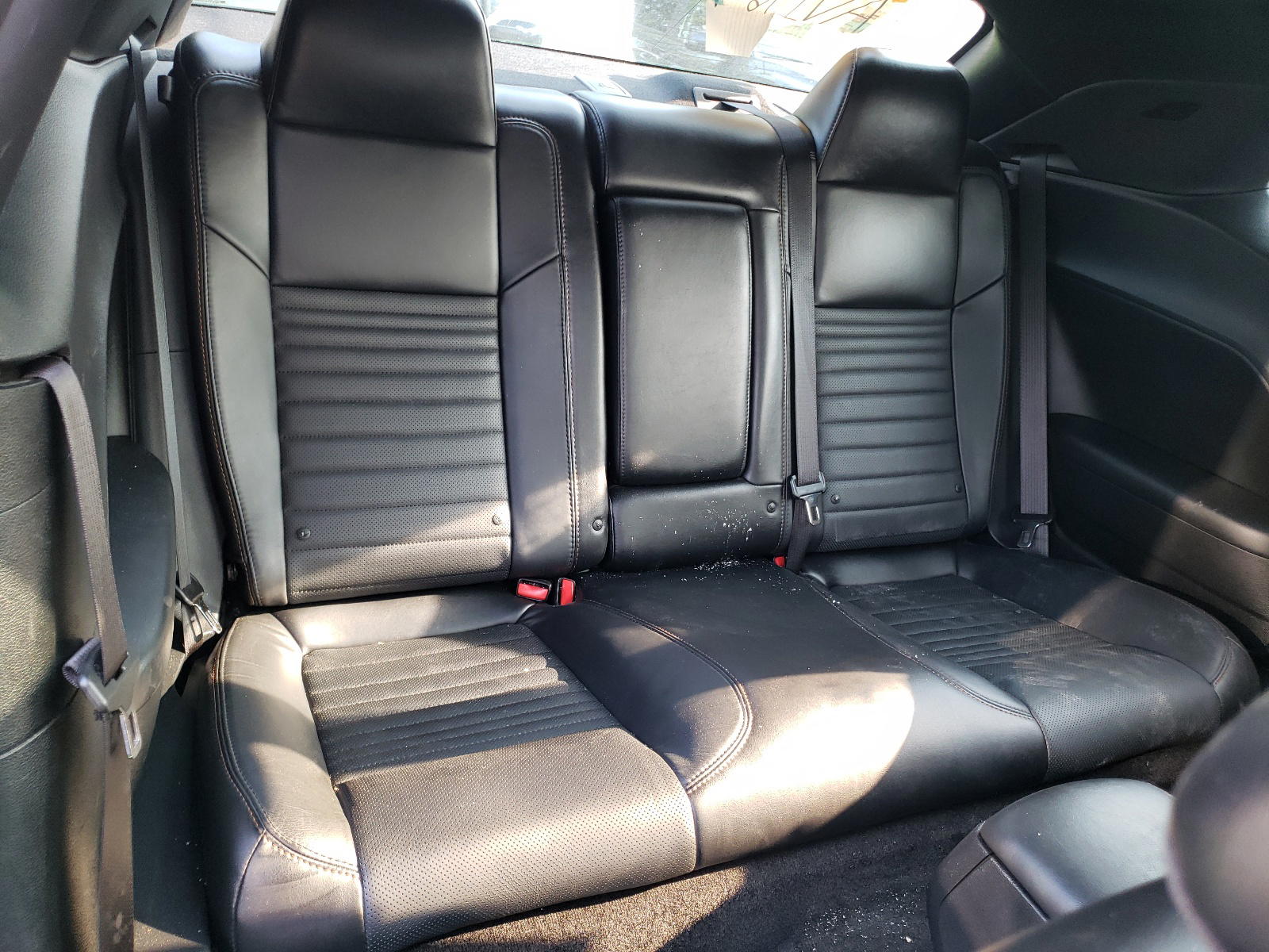 Photo 6 from auction – 2015 DODGE CHALLENGER with VIN 2C3CDZBT6FH878053