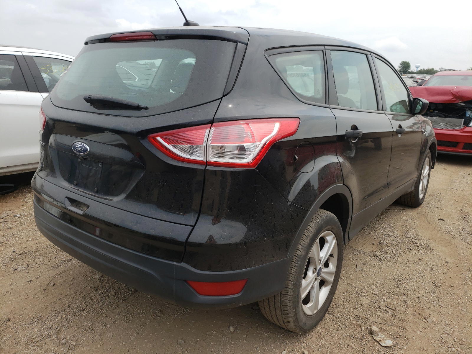 Photo 4 from auction – 2016 FORD ESCAPE S with VIN 1FMCU0F75GUC74816