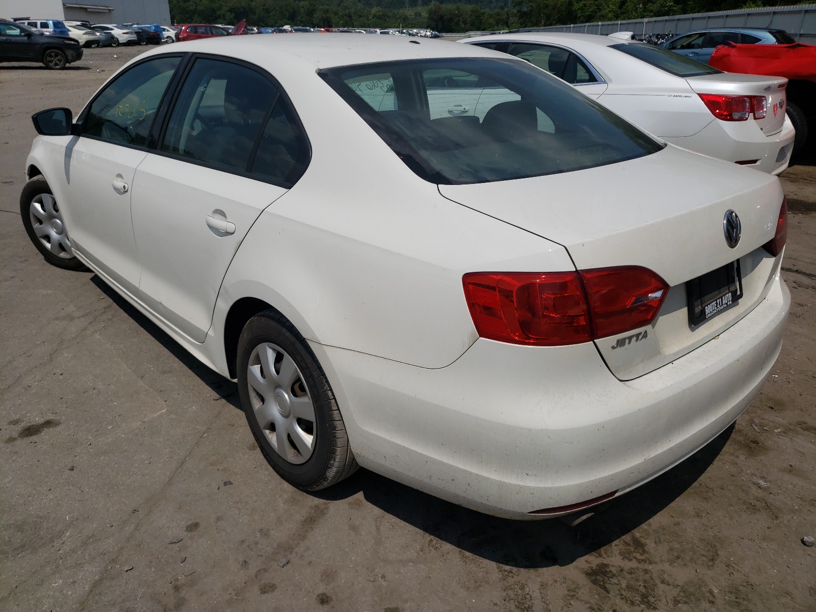 Photo 3 from auction – 2014 VOLKSWAGEN JETTA BASE with VIN 3VW2K7AJ3EM374817