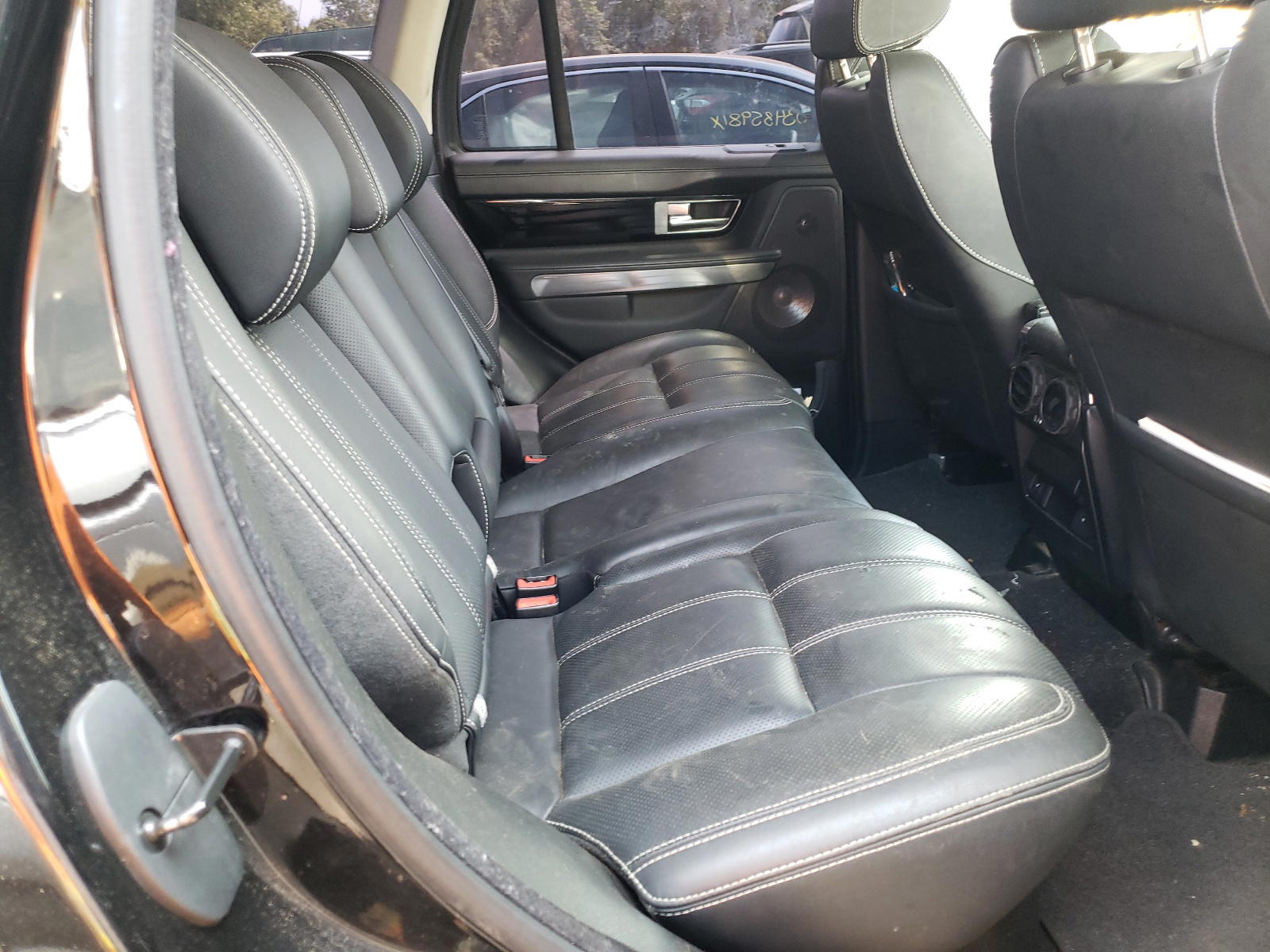 Photo 6 from auction – 2011 LAND ROVER RANGE ROVE with VIN SALSK2D41BA279377