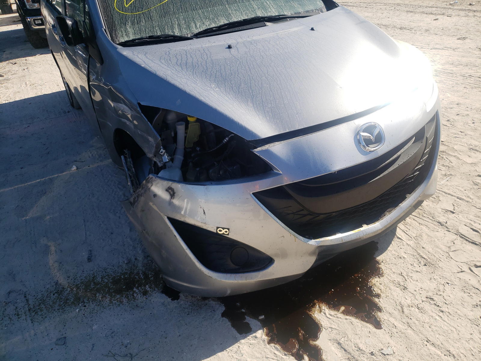 Photo 9 from auction – 2012 MAZDA 5 with VIN JM1CW2BL9C0101024