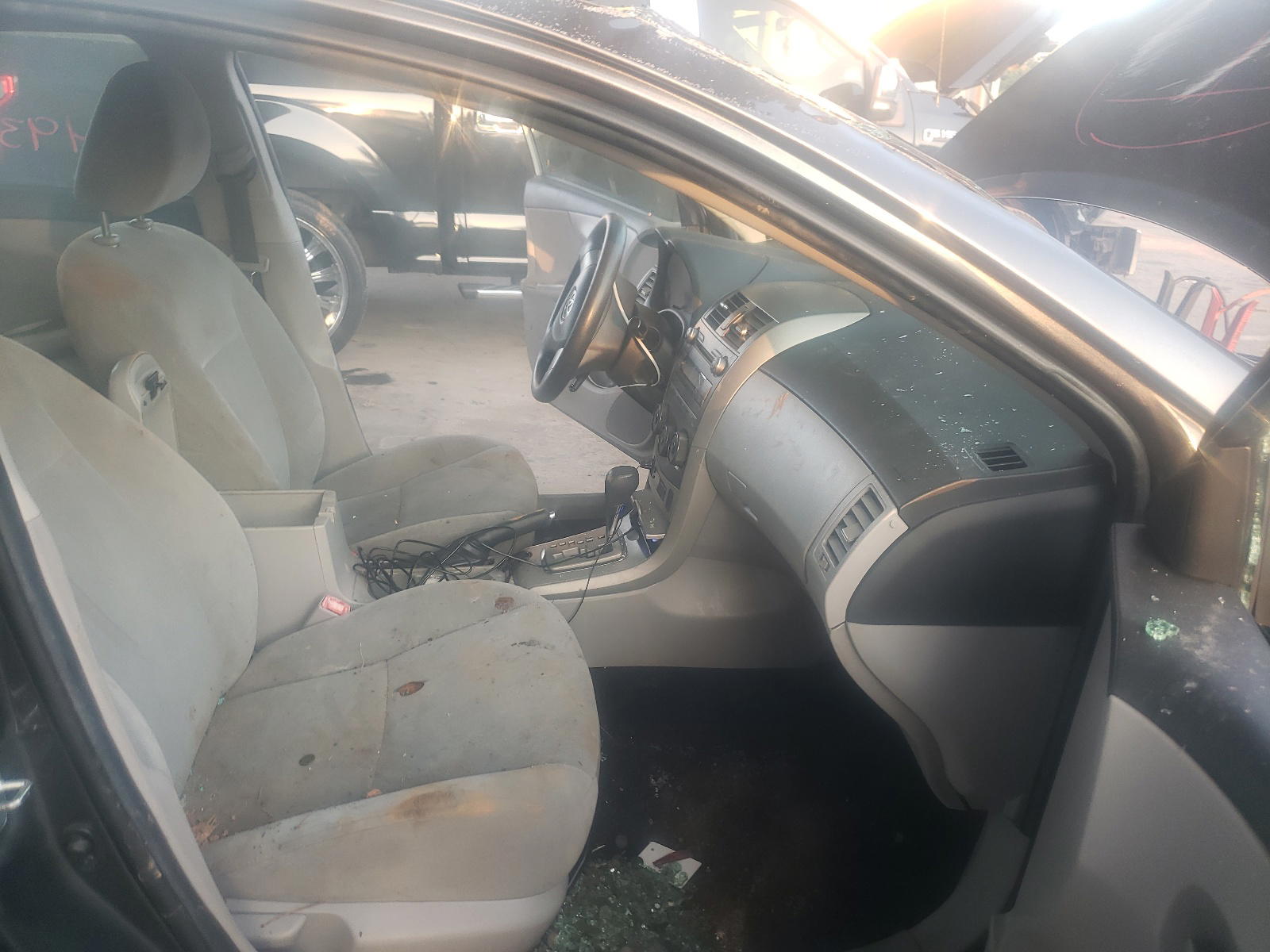 Photo 5 from auction – 2011 TOYOTA COROLLA BA with VIN 2T1BU4EE1BC607719