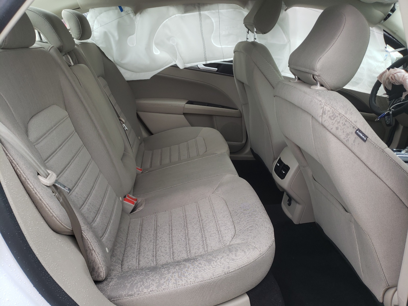 Photo 6 from auction – 2020 FORD FUSION SE with VIN 3FA6P0HD4LR107348
