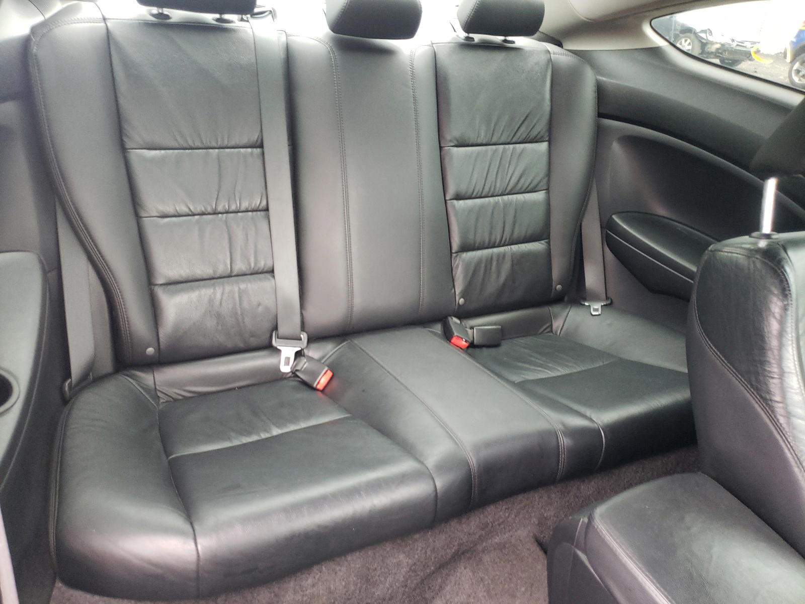 Photo 6 from auction – 2011 HONDA ACCORD EXL with VIN 1HGCS2A80BA008024