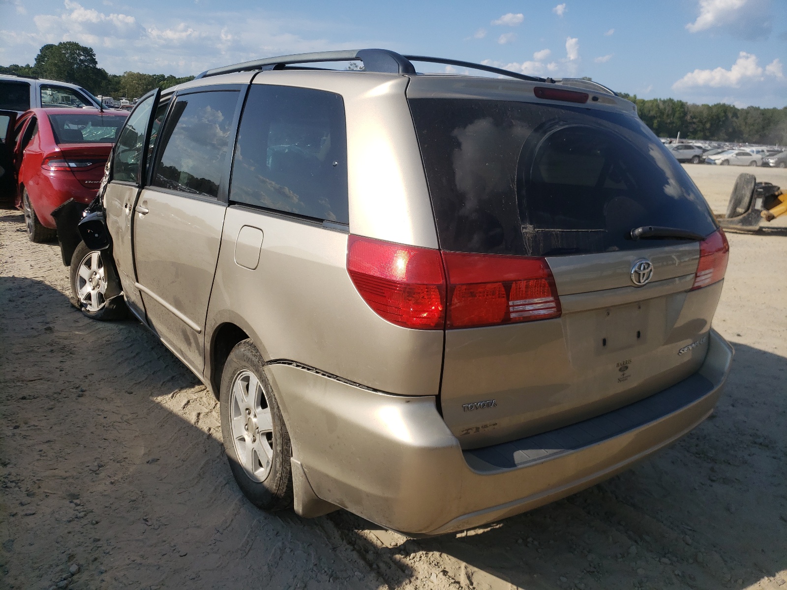 Photo 3 from auction – 2004 TOYOTA SIENNA CE with VIN 5TDZA23C74S120628