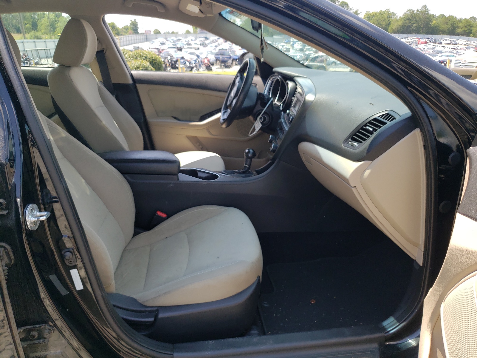 Photo 5 from auction – 2014 KIA OPTIMA LX with VIN 5XXGM4A73EG284882