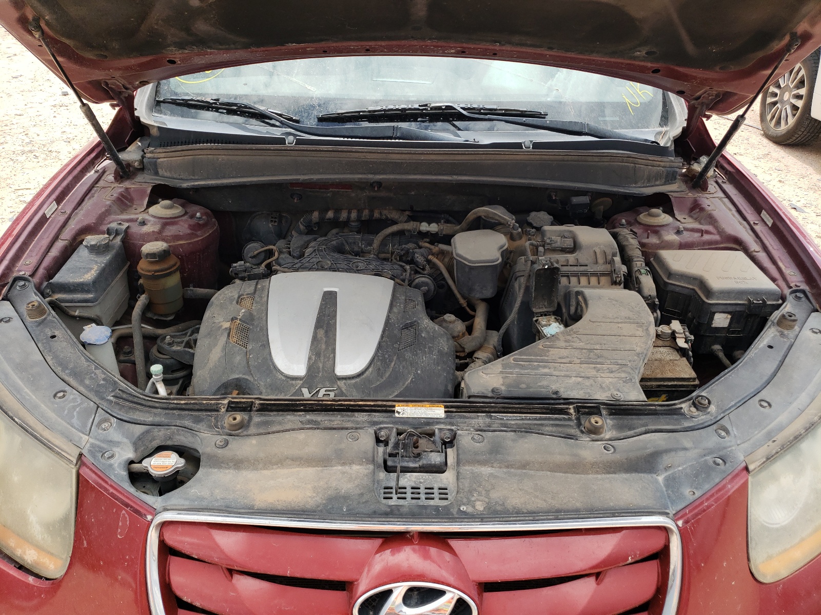 Photo 7 from auction – 2010 HYUNDAI SANTA FE with VIN 5NMSHDAG4AH338622