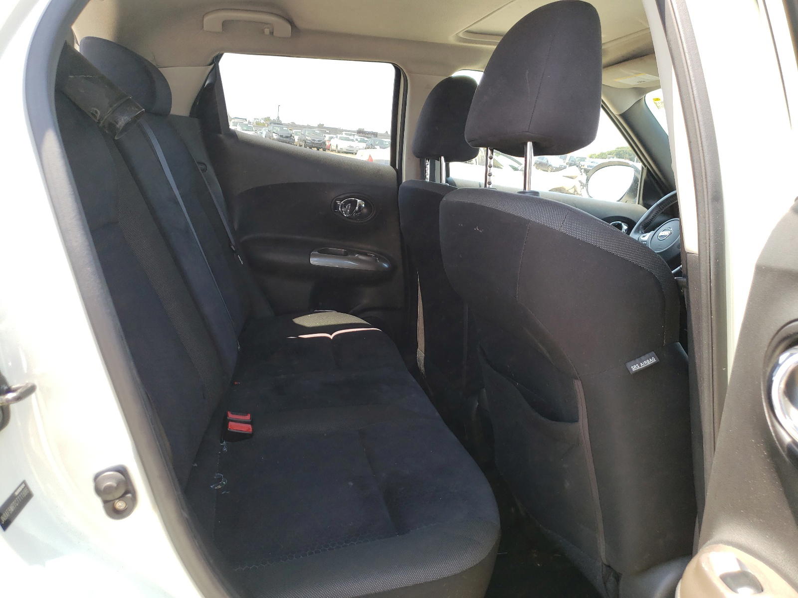 Photo 6 from auction – 2012 NISSAN JUKE S with VIN JN8AF5MR7CT111886