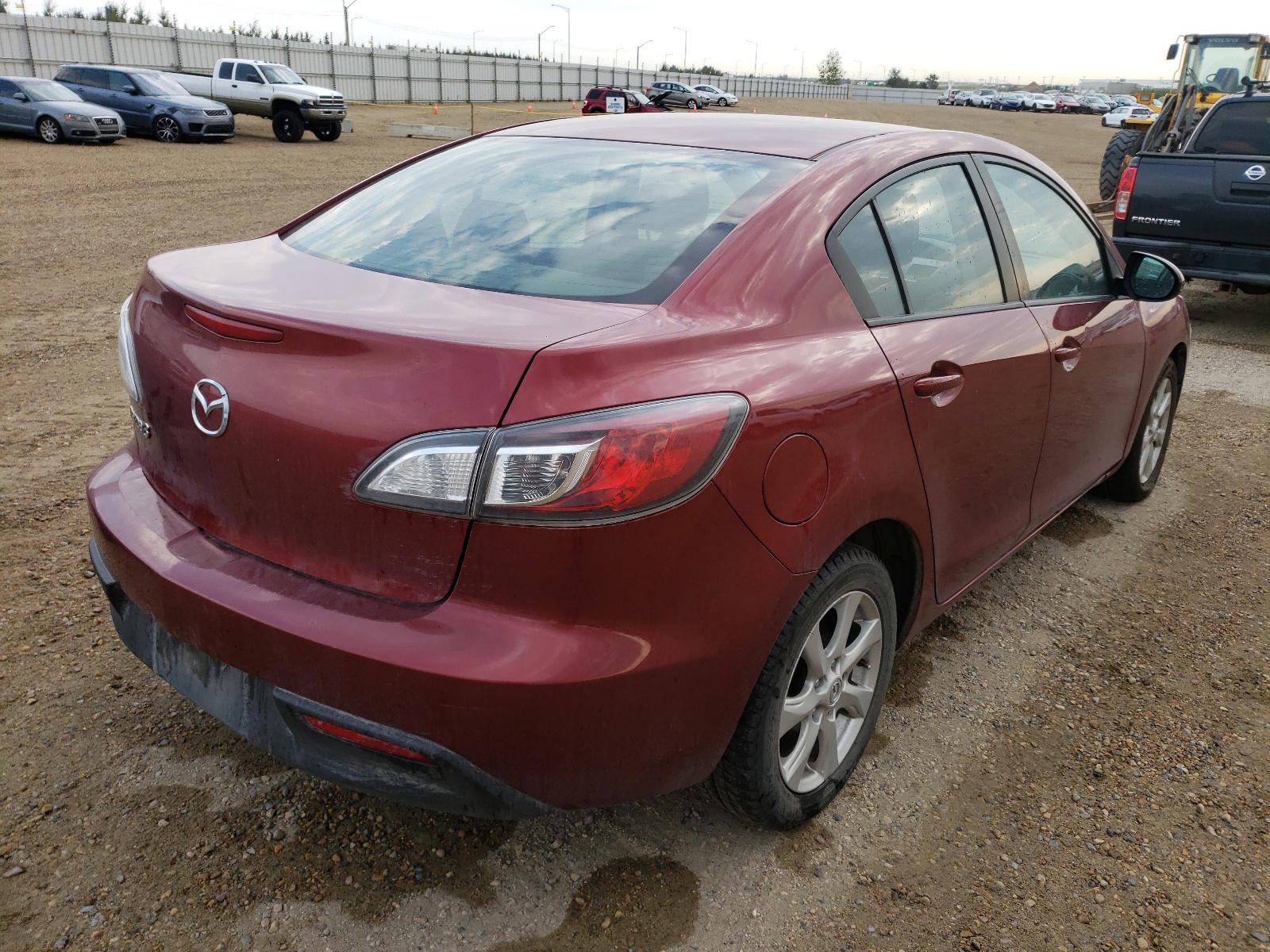 Photo 4 from auction – 2011 MAZDA 3 I with VIN JM1BL1UF8B1397118