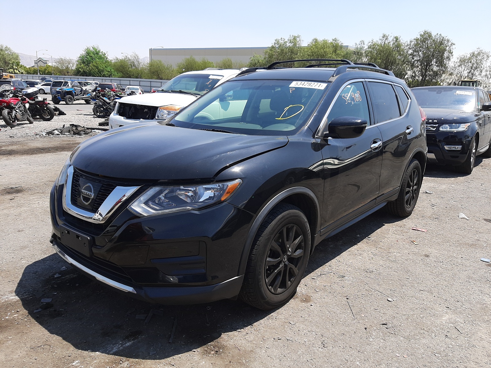 Photo 2 from auction – 2017 NISSAN ROGUE S with VIN 5N1AT2MTXHC829868