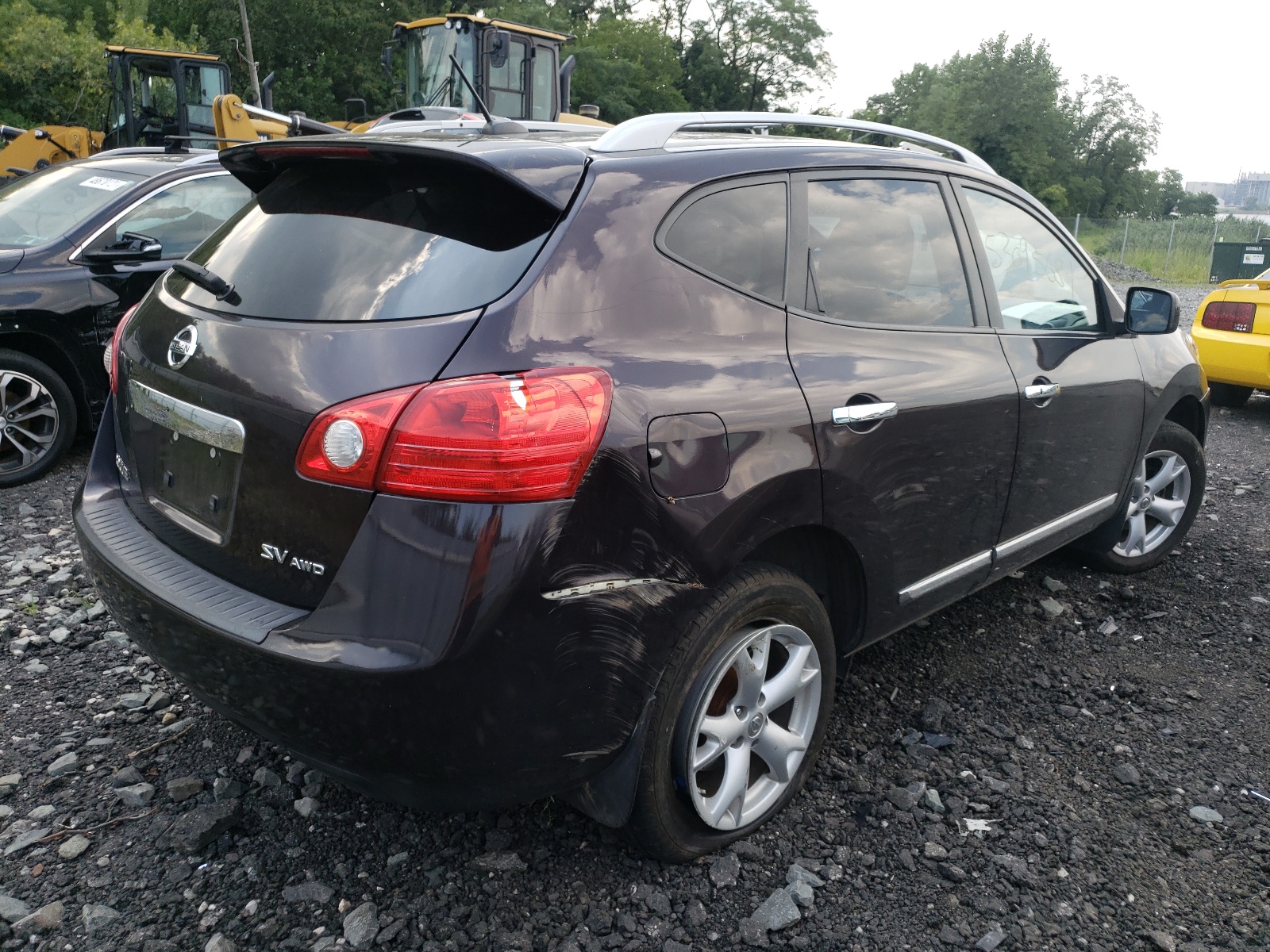 Photo 4 from auction – 2011 NISSAN ROGUE S with VIN JN8AS5MV0BW299365