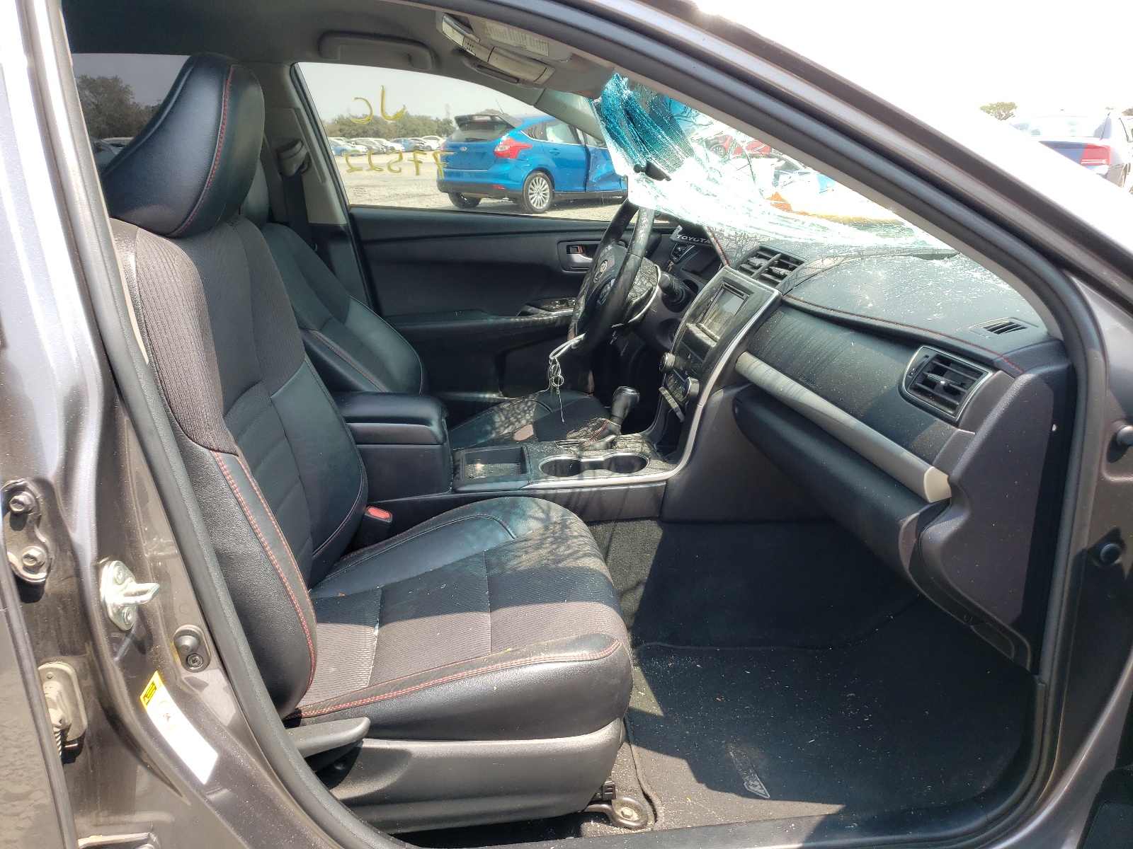 Photo 5 from auction – 2017 TOYOTA CAMRY LE with VIN 4T1BF1FK1HU651708