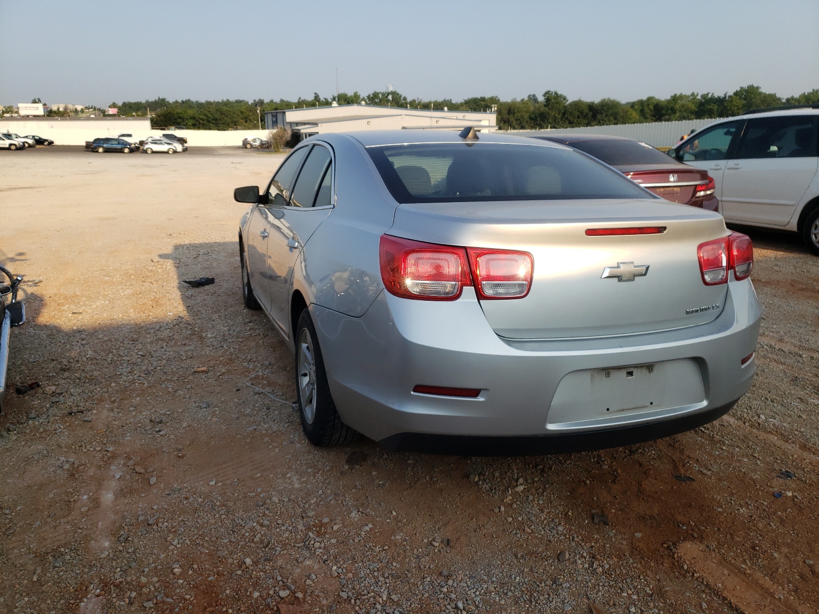 Photo 3 from auction – 2014 CHEVROLET MALIBU LS with VIN 1G11B5SL3EF105647
