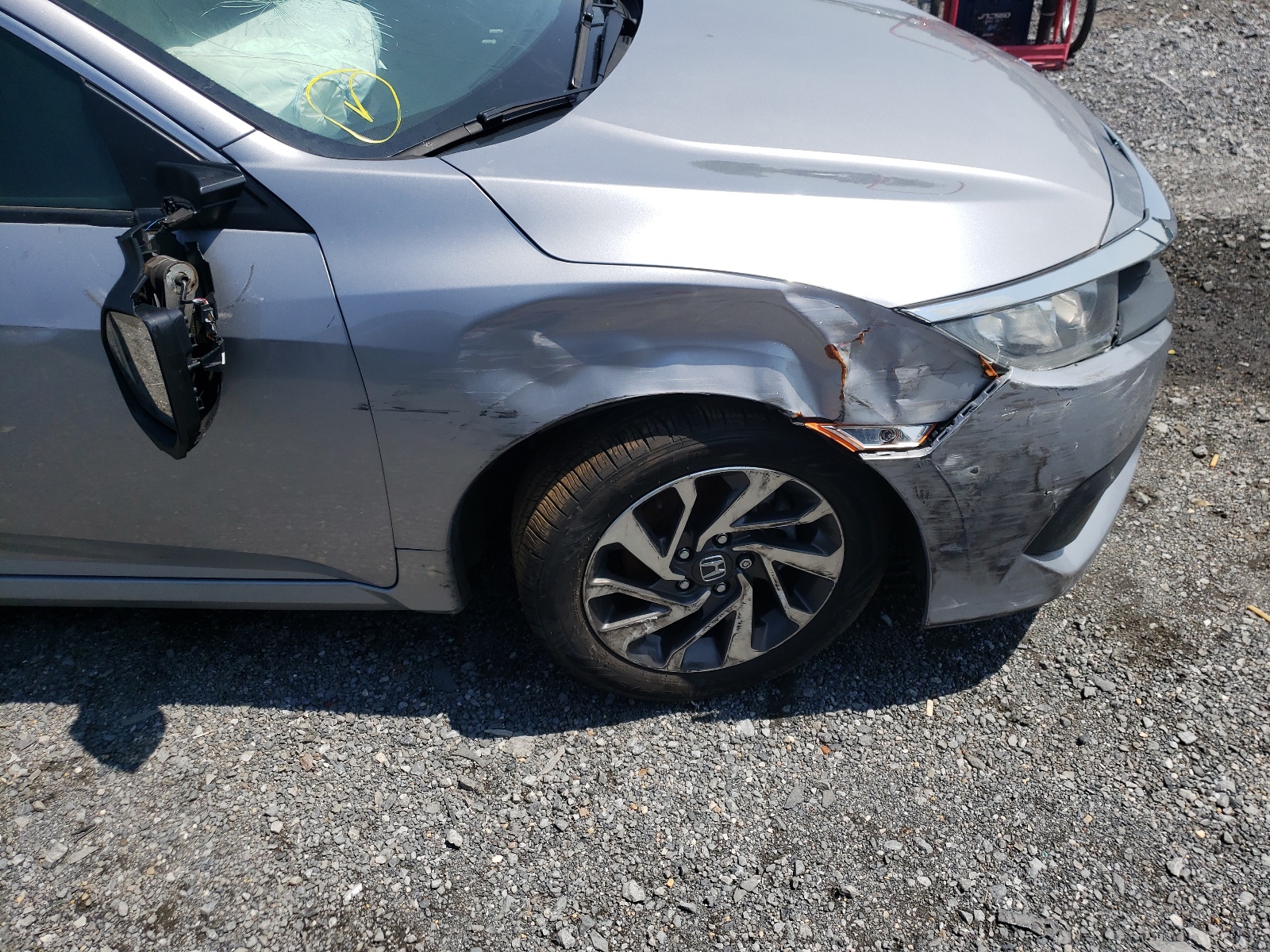 Photo 9 from auction – 2018 HONDA CIVIC EX with VIN 2HGFC2F7XJH530024