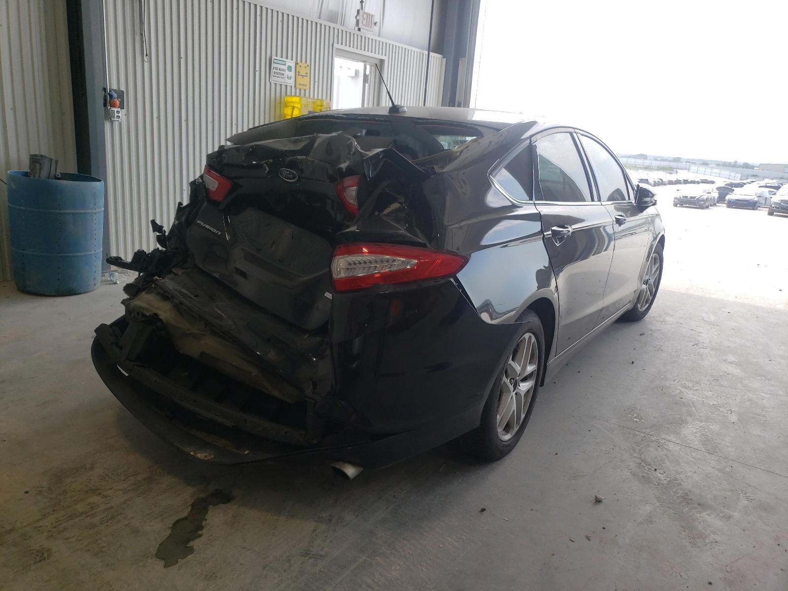 Photo 4 from auction – 2016 FORD FUSION SE with VIN 3FA6P0HD2GR404429