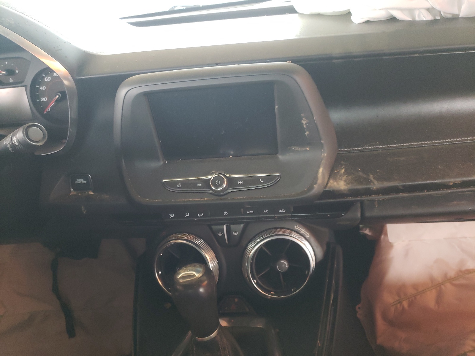 Photo 9 from auction – 2018 CHEVROLET CAMARO LS with VIN 1G1FA1RX7J0189320