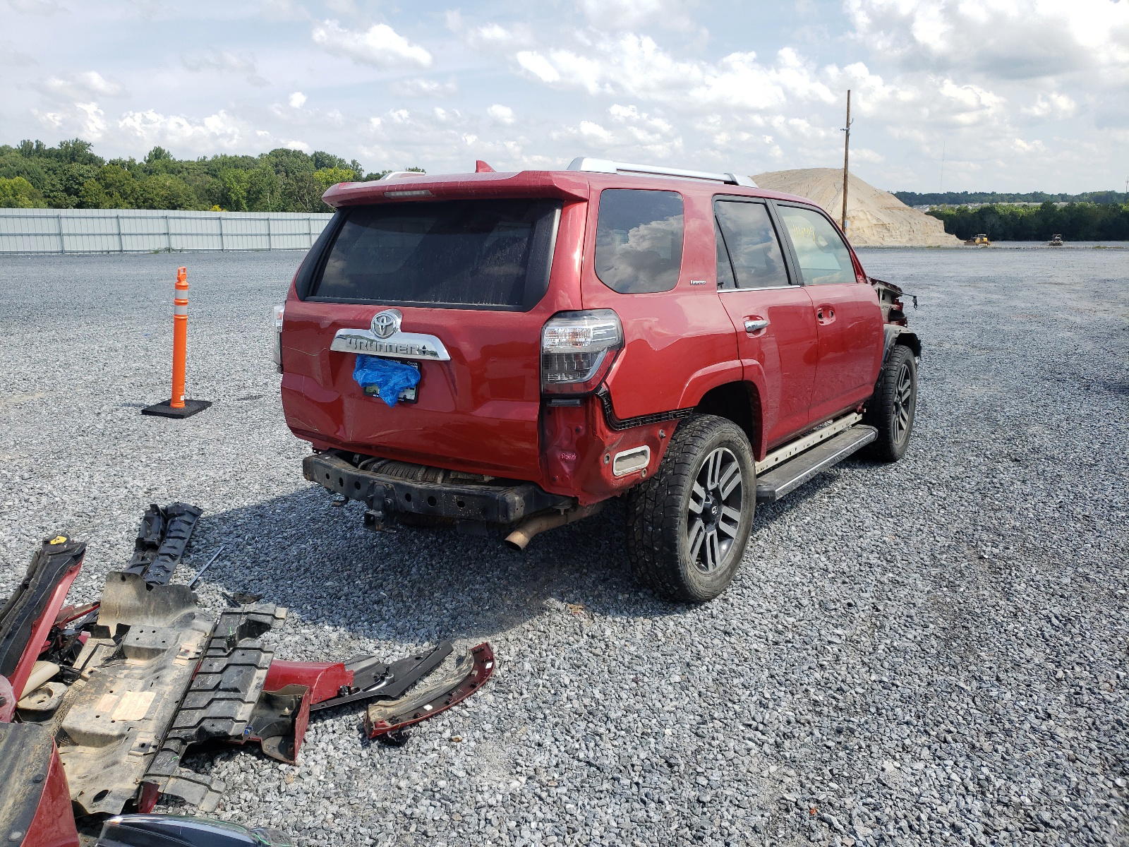 Photo 4 from auction – 2016 TOYOTA 4RUNNER SR with VIN JTEBU5JR7G5301008